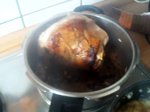 Eisbein (Haxe) aus dem Backofen - Rezept - Bild Nr. 4