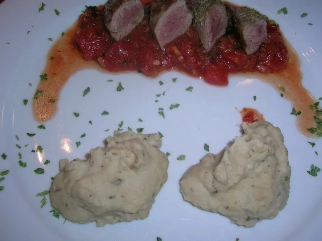 Rezept: Lammfilet, provenzialisch mit leckerem Bohnenpüree Bild Nr. 4 Lammfilet, provenzialisch mit leckerem Bohnenpüree - Rezept - Bild Nr. 4