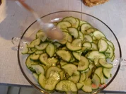 Gurkensalat süss-sauer - Rezept