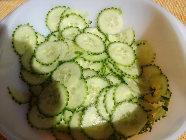 Rezept: Gurkensalat süss-sauer Bild Nr. 12 Gurkensalat süss-sauer - Rezept - Bild Nr. 12