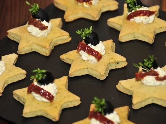 Tapas & Fingerfood: Parmesansterne - Rezept