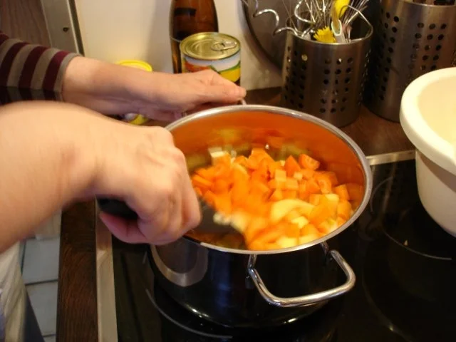 Rezept: Kartoffelsuppe à la Papa Bild Nr. 5 Kartoffelsuppe à la Papa - Rezept - Bild Nr. 5