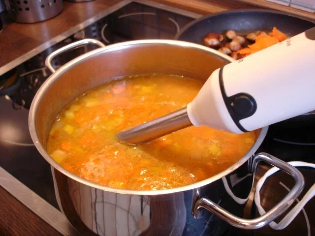 Rezept: Kartoffelsuppe à la Papa Bild Nr. 8 Kartoffelsuppe à la Papa - Rezept - Bild Nr. 8