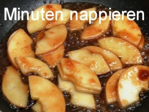 Hühnerleber mit Apfel-Quitte-Spalten und Fenchel-Kartoffelpürrée - Rezept - Bild Nr. 4