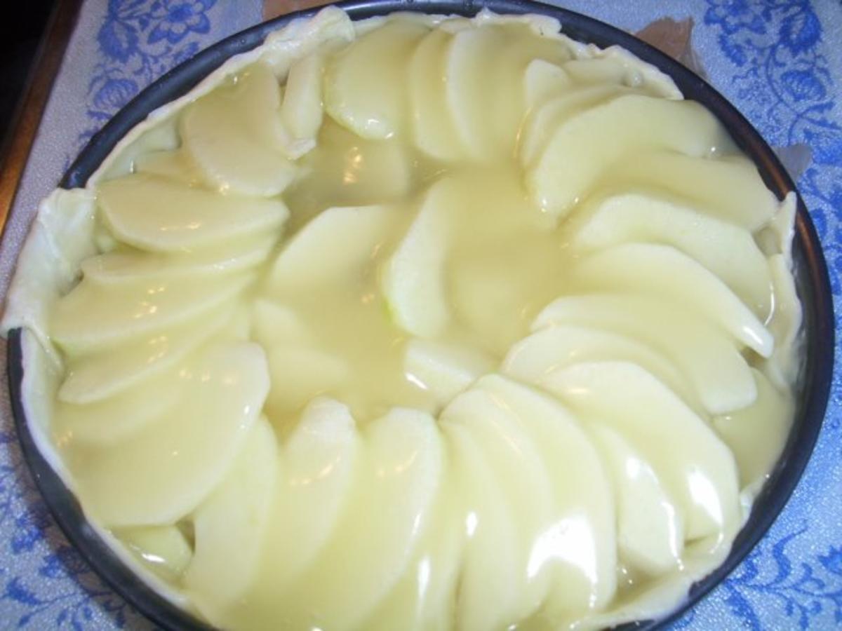 Bilder für Apfel-Riesling-Kuchen - Rezept