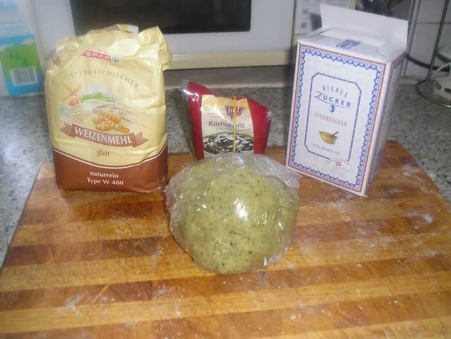 Kürbiskernkipferl - Rezept - Bild Nr. 2