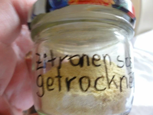 Kekse:   SPRITZGEBÄCK mit Nussgeschmack - Rezept - Bild Nr. 3