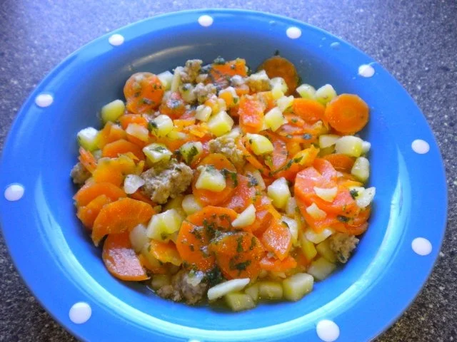 Möhreneintopf mit Kartoffeln und Bratwurstbrät - Rezept - Bild Nr. 12