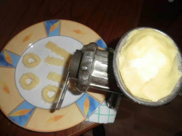 ♥ Weihnachts-Spritzgebäck ♥ - Rezept - Bild Nr. 8