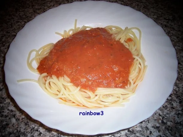 Rezept: Kochen: Tomatensauce zu Spaghetti Kochen: Tomatensauce zu Spaghetti - Rezept