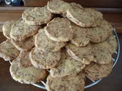 Plätzchen : Sandplätzchen mit Schokoraspeln - Rezept