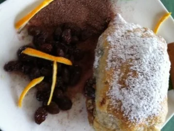 Rezept: Bratapfel im Mäntelchen.. mit Rotweinrosinen und Schoko –Zimt-Zucker Bild Nr. 3 Bratapfel im Mäntelchen.. mit Rotweinrosinen und Schoko –Zimt-Zucker - Rezept - Bild Nr. 3