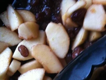 Rezept: Bratapfel im Mäntelchen.. mit Rotweinrosinen und Schoko –Zimt-Zucker Bild Nr. 8 Bratapfel im Mäntelchen.. mit Rotweinrosinen und Schoko –Zimt-Zucker - Rezept - Bild Nr. 8