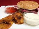 Vegetarischer Burger mit Kartoffelecken und zweierlei Dips - Rezept