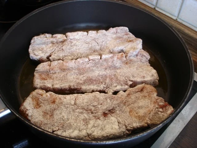 Zwiebelrostbraten mit Rotkohl und Semmelknödel und/oder bömischen Knödel - Rezept - Bild Nr. 10