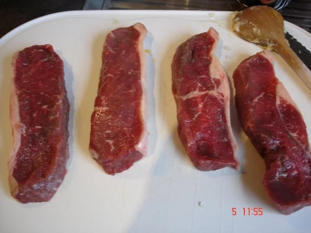 Zwiebelrostbraten mit Rotkohl und Semmelknödel und/oder bömischen Knödel - Rezept - Bild Nr. 5