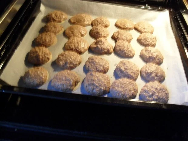 Mandel-Kokosflocken-Schokomakronen - Rezept - Bild Nr. 4