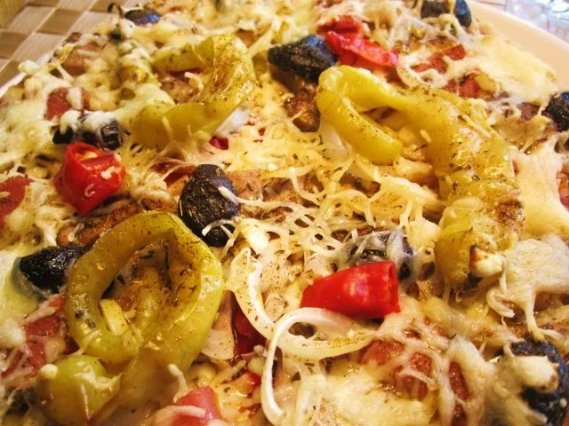 Rezept: Pizza mit allem, was übrig war ... Bild Nr. 7 Pizza mit allem, was übrig war ... - Rezept - Bild Nr. 7