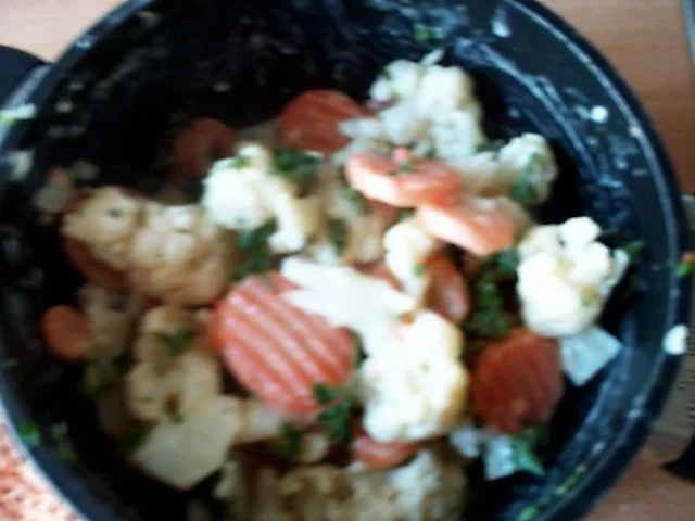 Rezept: Resteessen :Cordon Bleu und Frikadellen mit buntem Gemüse Bild Nr. 4 Resteessen :Cordon Bleu und Frikadellen mit buntem Gemüse - Rezept - Bild Nr. 4