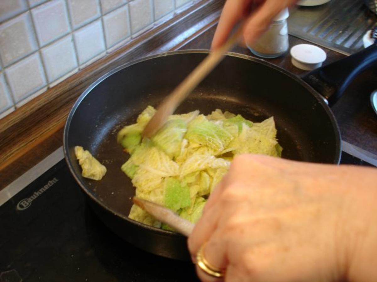 Kotelett mit Kartoffeln und angebratenem Wirsing - Rezept - Bild Nr. 21