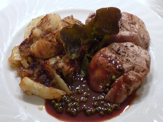 Vom Wildschwein – Fond, zur Grüne - Pfeffer – Soße........ - Rezept