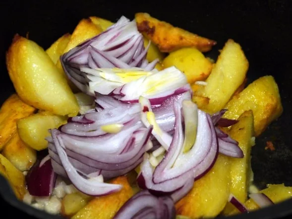 Rezept: Hähnchen im Wirsingmantel mit pikanten Kartoffeln Bild Nr. 8 Hähnchen im Wirsingmantel mit pikanten Kartoffeln - Rezept - Bild Nr. 8