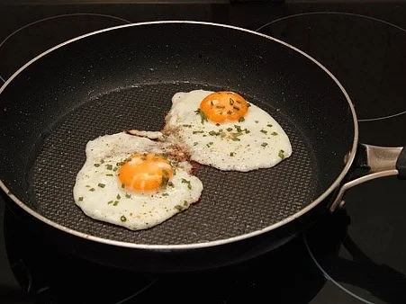 Räucherlachs mit Frischkäse-Senf-Soße - Rezept - Bild Nr. 4