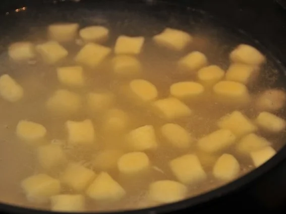 Rezept: Adventskalender 4. Tag: Gnocchetti di Patate Bild Nr. 11 Adventskalender 4. Tag: Gnocchetti di Patate - Rezept - Bild Nr. 11