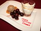 Nougateis mit Eierlikörcrème auf gebratenen Kirschen - Rezept