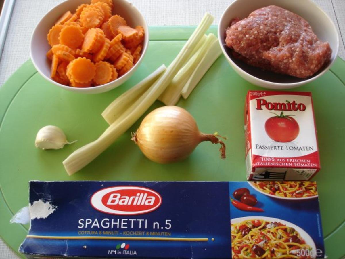 Gemüse Bolognese mit Spaghetti - Rezept - Bild Nr. 2