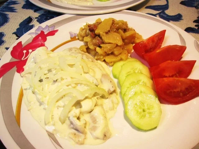 Rezept: Schmandheringe mit Salatgarnitur ... Bild Nr. 4 Schmandheringe mit Salatgarnitur ... - Rezept - Bild Nr. 4