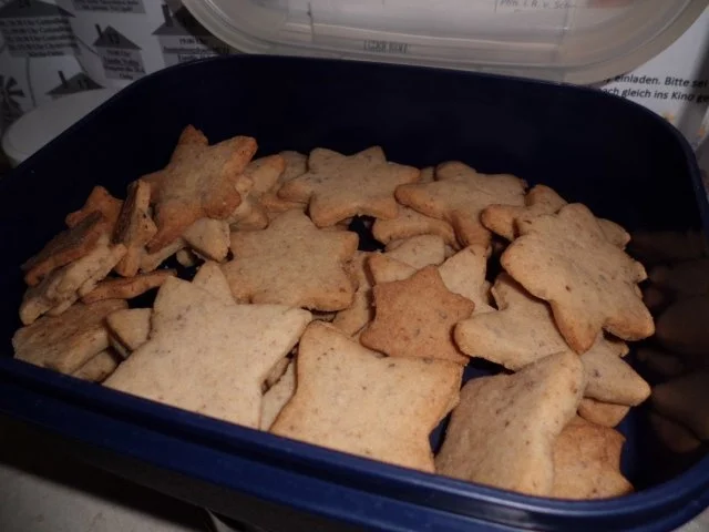 Plätzchen: Butter-Haselnuss-Sterne - Rezept