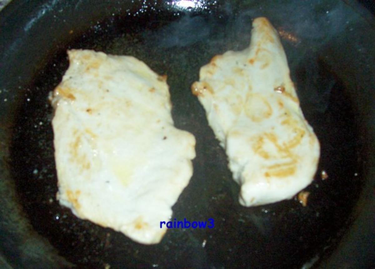 Kochen: Hähnchen-Schnitzel in einer Champignon-Porree-Sauce - Rezept - Bild Nr. 2