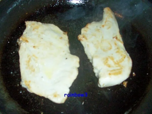 Rezept: Kochen: Hähnchen-Schnitzel in einer Champignon-Porree-Sauce Bild Nr. 2 Kochen: Hähnchen-Schnitzel in einer Champignon-Porree-Sauce - Rezept - Bild Nr. 2