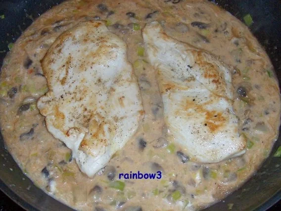 Rezept: Kochen: Hähnchen-Schnitzel in einer Champignon-Porree-Sauce Bild Nr. 7 Kochen: Hähnchen-Schnitzel in einer Champignon-Porree-Sauce - Rezept - Bild Nr. 7