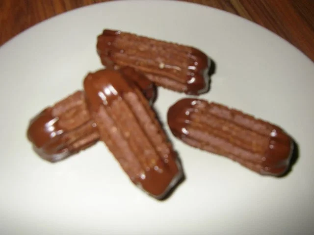 Nougat-Stangerl - Rezept