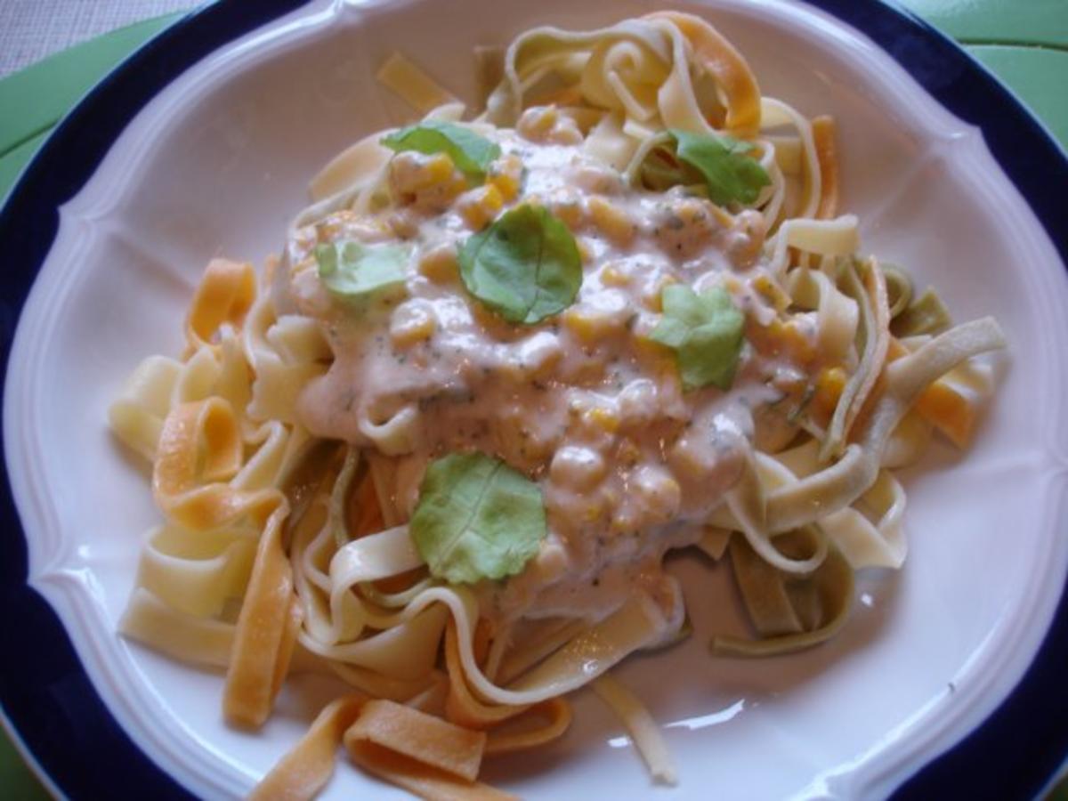 Gorgonzola-Sauce mit Nudeln - Rezept mit Bild - kochbar.de