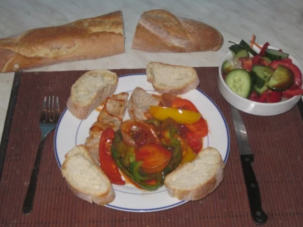 Schnitzel mit Paprikagemüse - Rezept