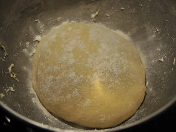 Adventskalender 6. Tag: Klosamännle (Nikolaus) aus Hefeteig - Rezept - Bild Nr. 5