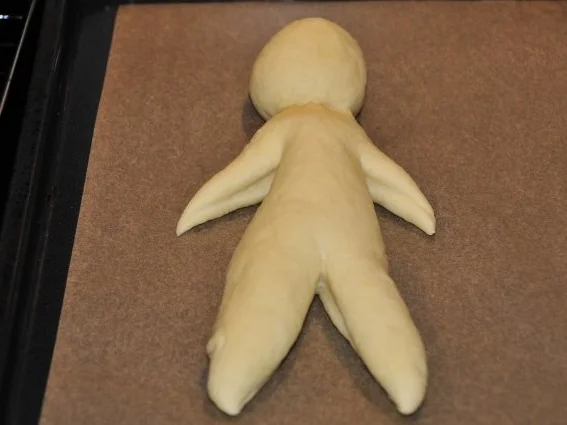 Adventskalender 6. Tag: Klosamännle (Nikolaus) aus Hefeteig - Rezept - Bild Nr. 9