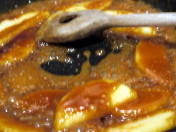 Maronencreme mit karamellisierten Apfelspalten - einfach - 143 kcal/100g