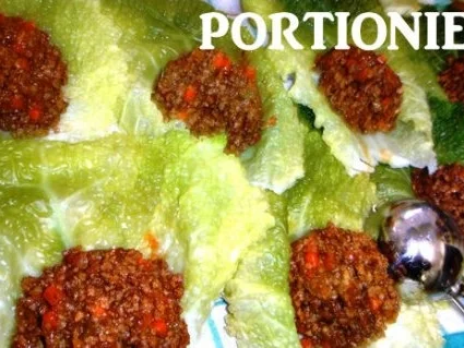 Wirsingrouladen auf seinem Gemüse gratiniert - Rezept - Bild Nr. 8