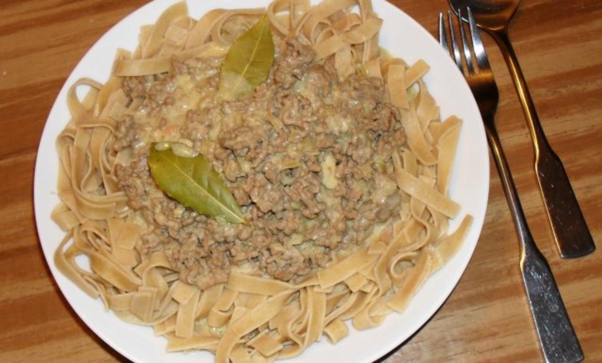 Kastaniennudeln mit Fleischragout - Rezept