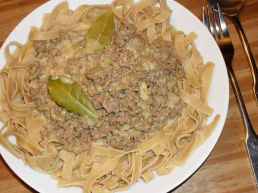 Rezept: Kastaniennudeln mit Fleischragout Kastaniennudeln mit Fleischragout - Rezept