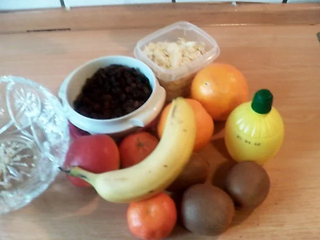 Rezept: Adventlicher Obstsalat mit Biss Bild Nr. 2 Adventlicher Obstsalat mit Biss - Rezept - Bild Nr. 2