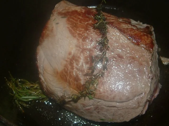 Rezept: Mediterraner Rinderschmorbraten im Kräuter-Rotweinsud Bild Nr. 6 Mediterraner Rinderschmorbraten im Kräuter-Rotweinsud - Rezept - Bild Nr. 6