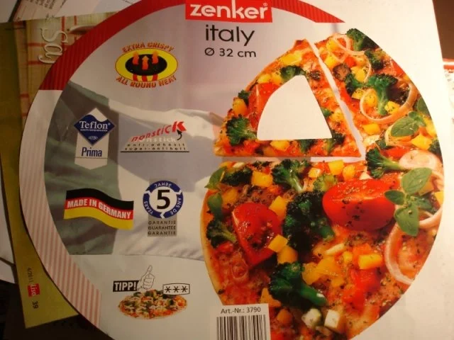 Rezept: Mett-Zwiebel-Champignon-Pizza Bild Nr. 3 Mett-Zwiebel-Champignon-Pizza - Rezept - Bild Nr. 3