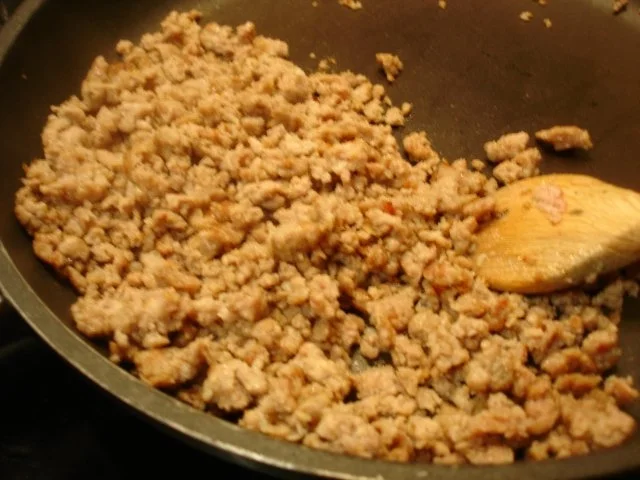 Rezept: Mett-Zwiebel-Champignon-Pizza Bild Nr. 9 Mett-Zwiebel-Champignon-Pizza - Rezept - Bild Nr. 9