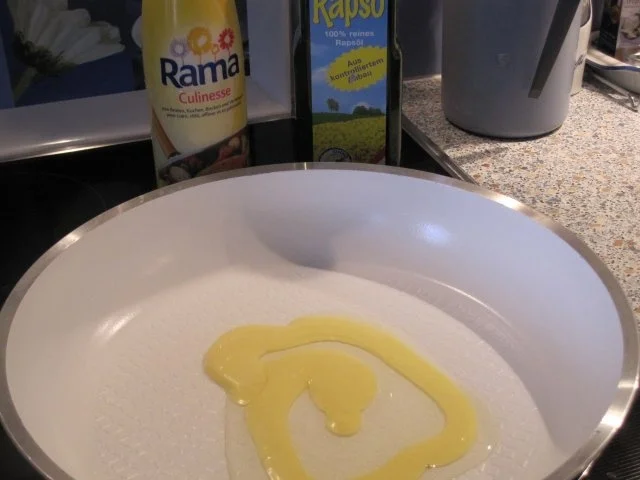 Schweinslungenbraten mit Blattspinat-Schafskäsefüllung in pikanter Weißweinsauce - Rezept - Bild Nr. 4