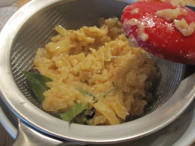 Schweinslungenbraten mit Blattspinat-Schafskäsefüllung in pikanter Weißweinsauce - Rezept - Bild Nr. 10